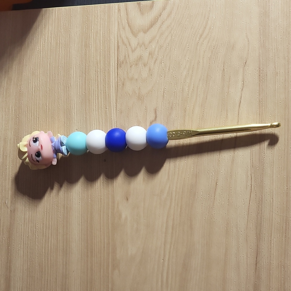Boye beaded crochet hook